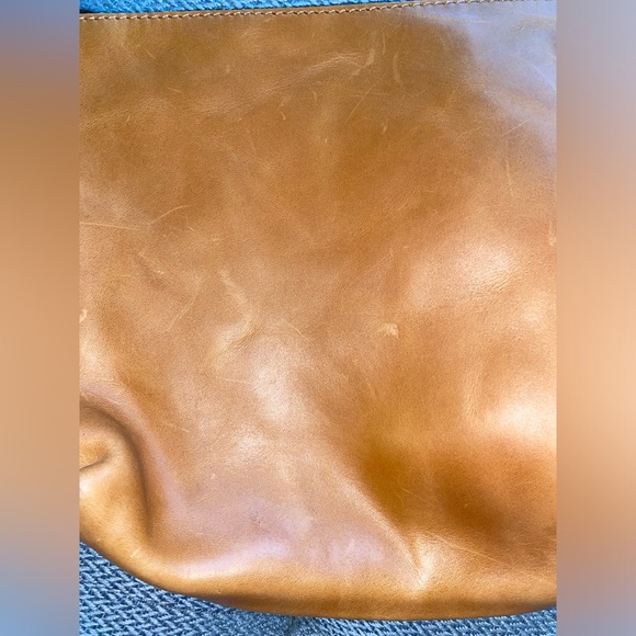 FashionAble Small Tan Leather Clutch, Zippered Top, Handmade in Mexico - Picture 8 of 9